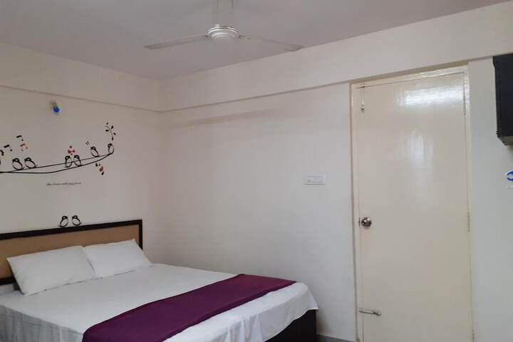 Room 11 of 45