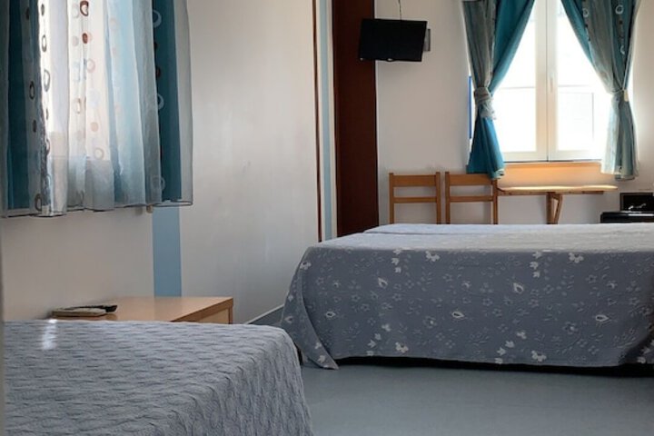 Room 9 of 85