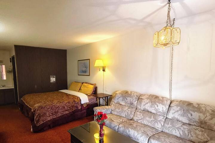 Room 40 of 66