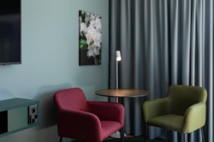 Room 32 of 119