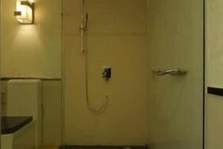 Room 29 of 63