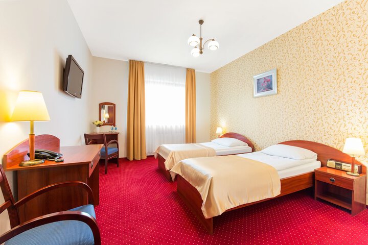 Room 21 of 50