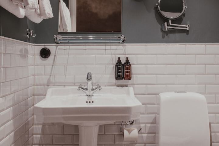 Room 41 of 72