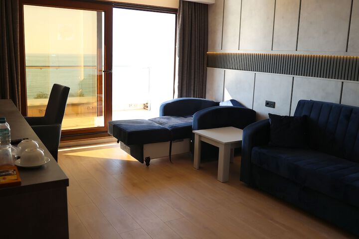 Room 61 of 108