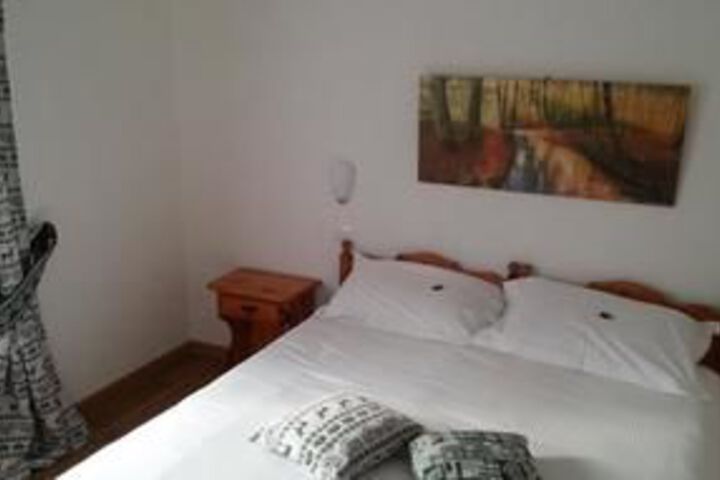 Room 6 of 21
