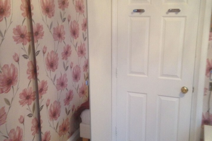 Room 8 of 20