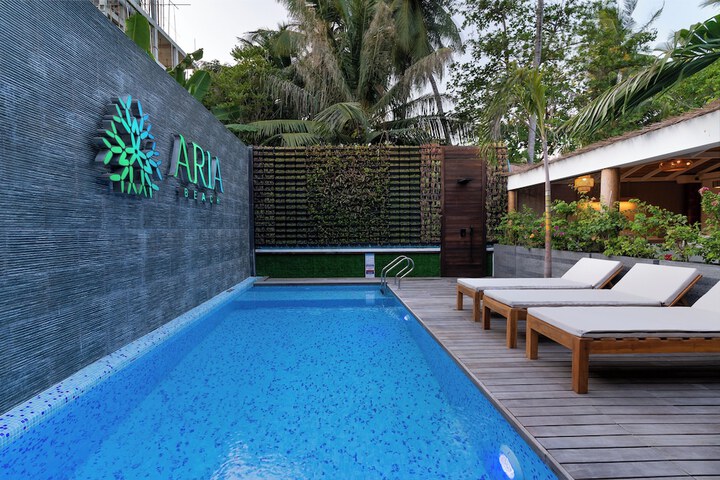 Pool 71 of 103