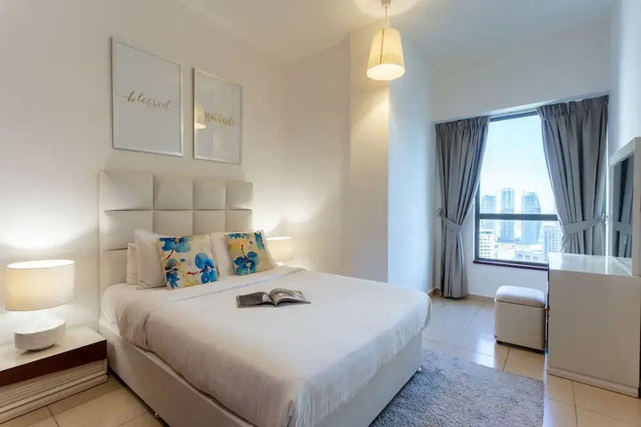 Room 2 of 11