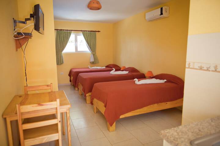 Room 2 of 43