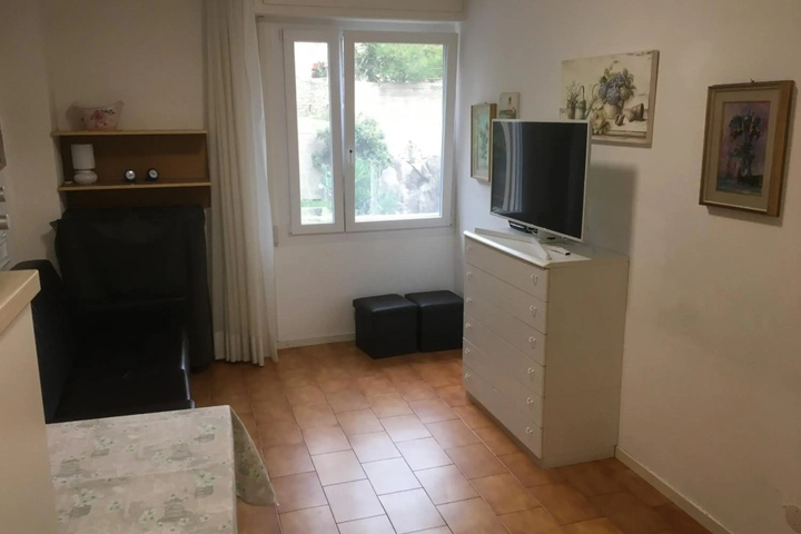 Room 3 of 17