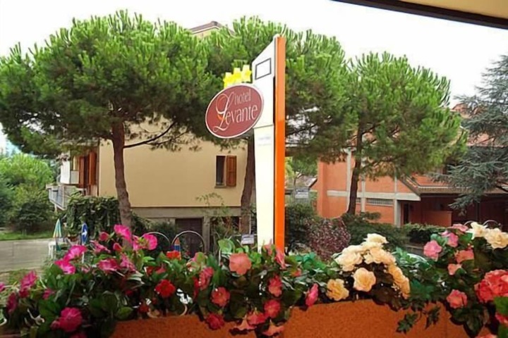 Hotel 56 of 58