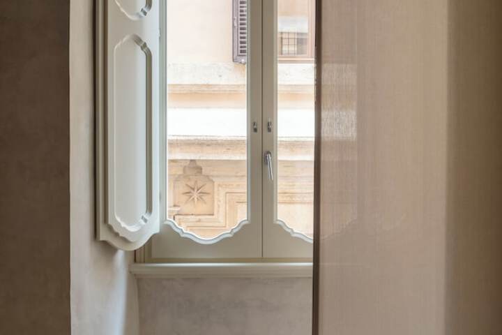 Room 26 of 60