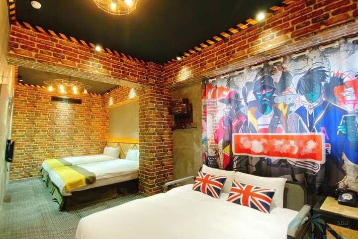 Room 64 of 89