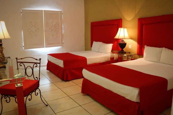 Room 10 of 35