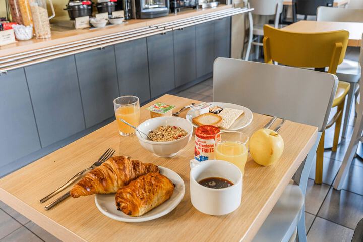 Dining Photos