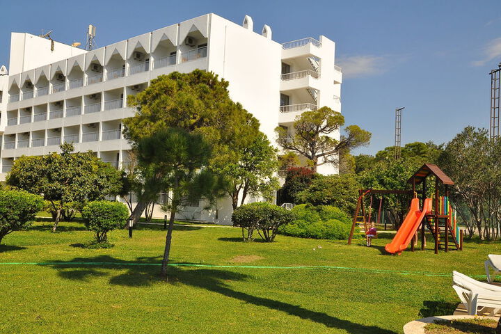 Hotel 18 of 43