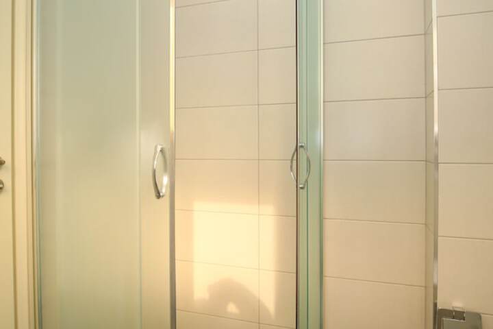 Room 37 of 51