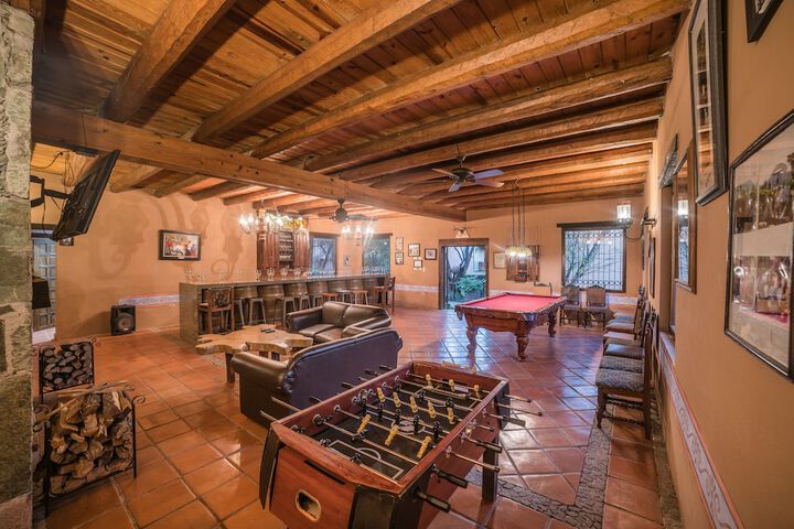 Game room