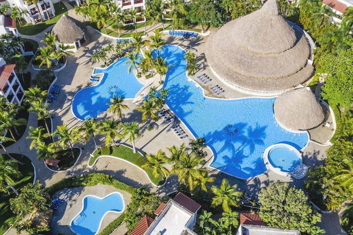 Pool Hotel