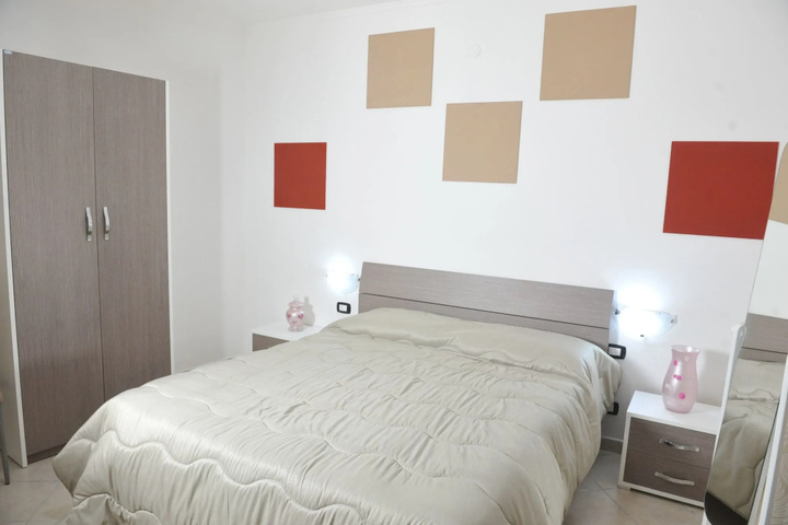 Room 3 of 5