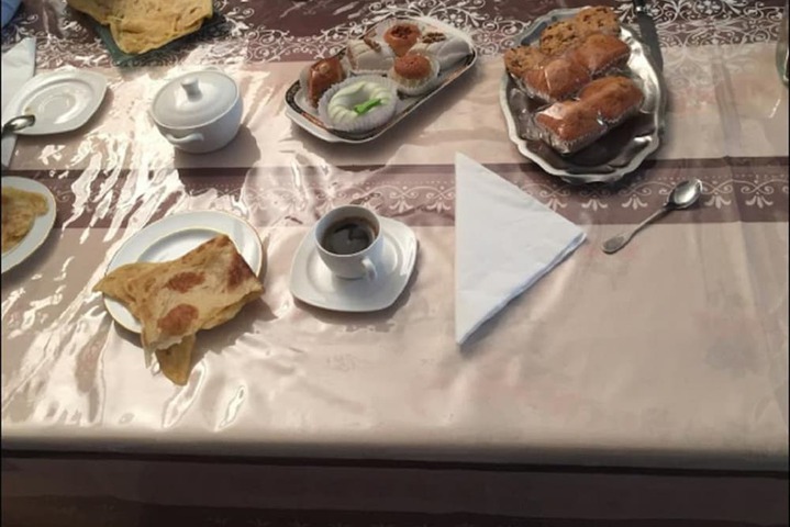 Breakfast/Coffee Service 22 of 32