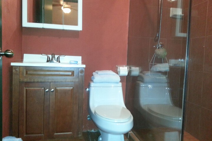Room 21 of 37
