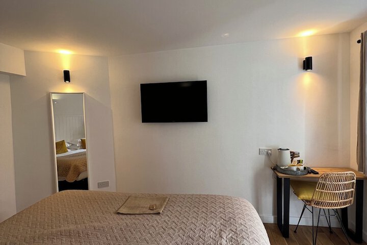 Room 64 of 126