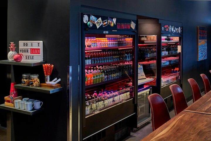Snack bar