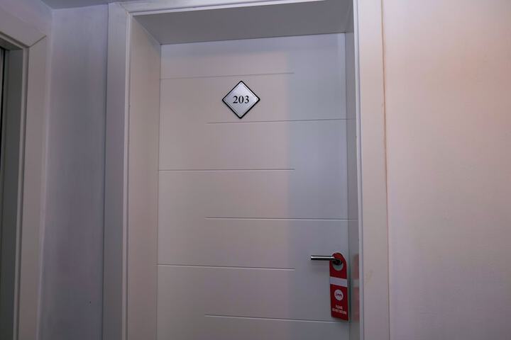 Room 14 of 47