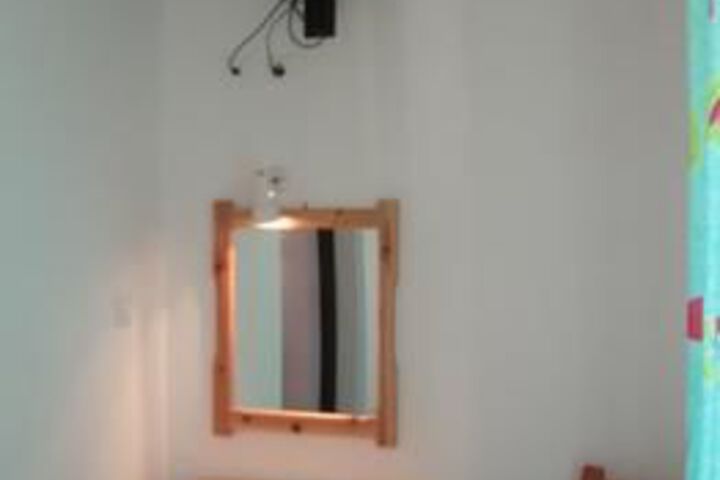 Room 14 of 15