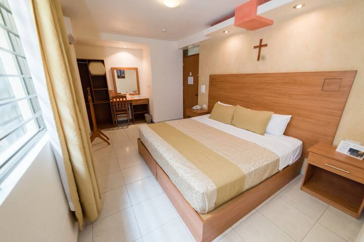 Room 20 of 38