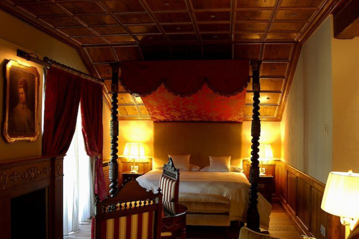 Room 8 of 39
