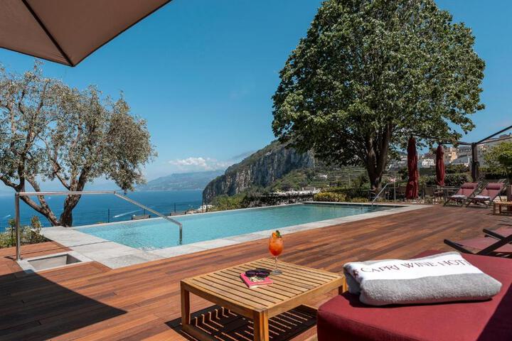 Capri Wine Hotel