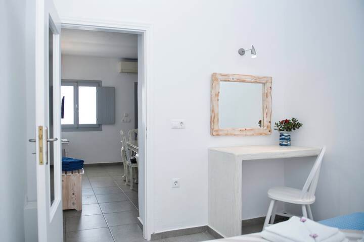 Room 8 of 61