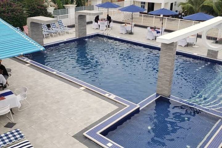Pool 30 of 120
