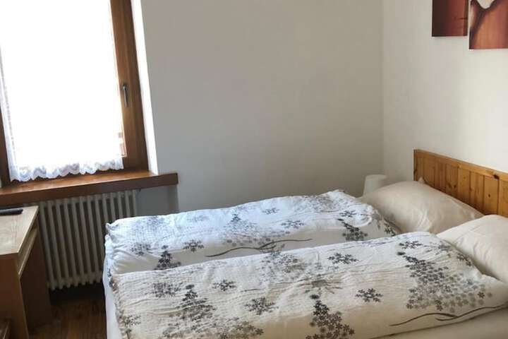 Room 16 of 69