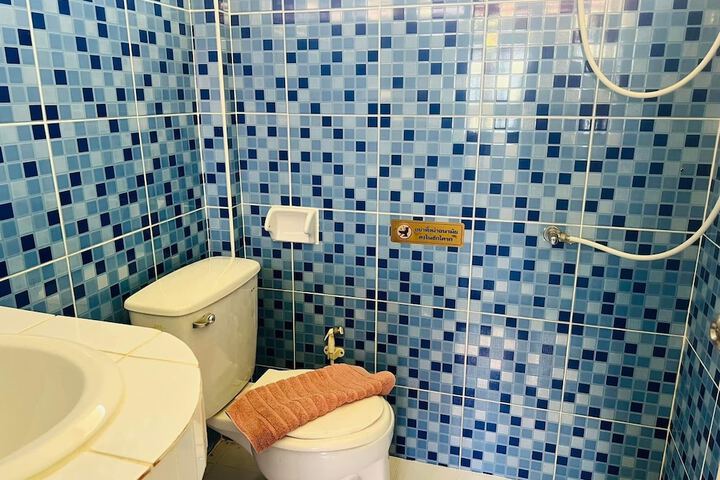 Room 20 of 42