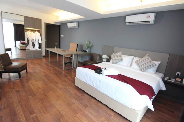 Room 29 of 68