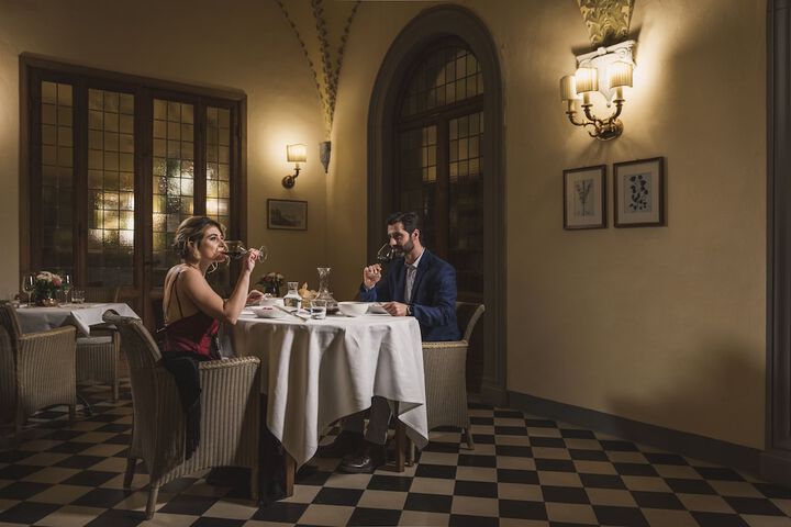 Dining 32 of 47