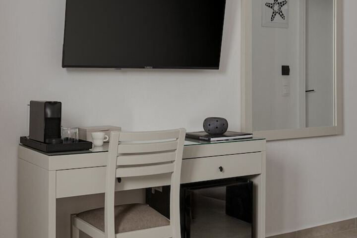 Room 15 of 92