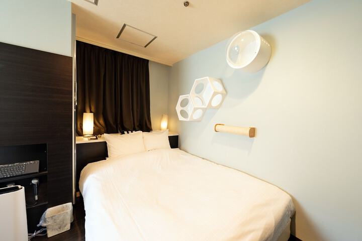 Room 53 of 239
