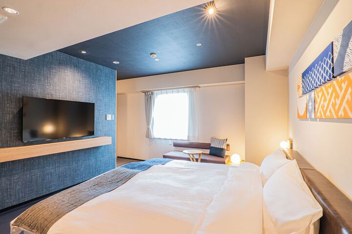 Room 16 of 49