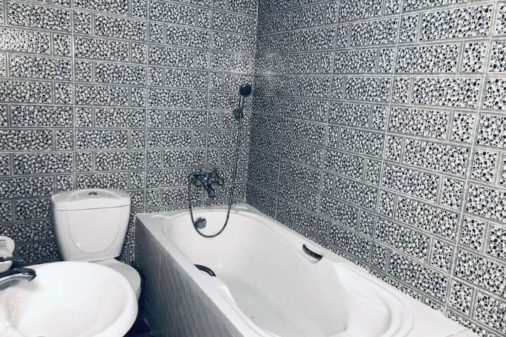 Room 25 of 31
