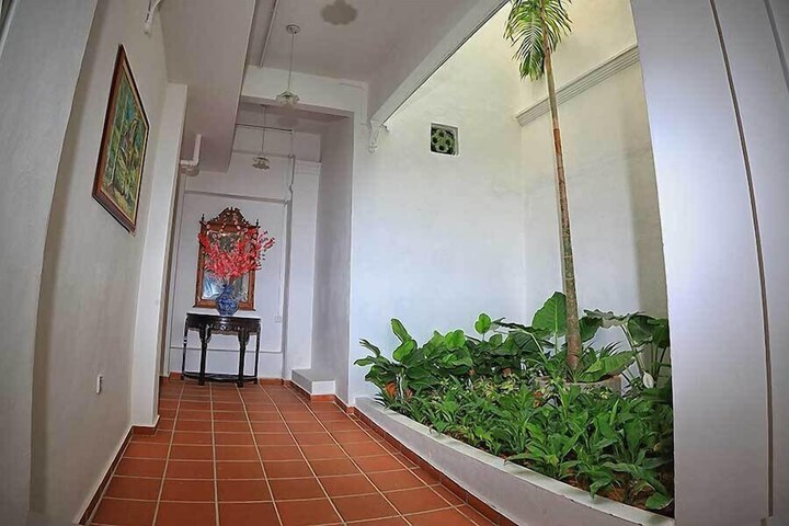 Room 20 of 26
