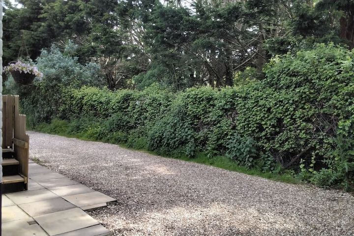 Property Grounds 21 of 27