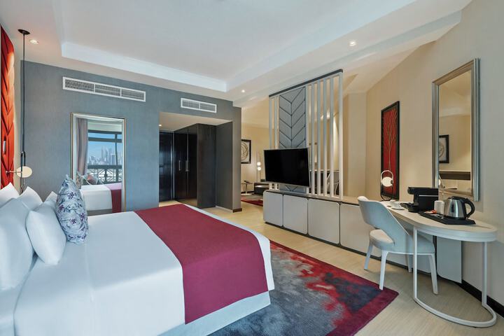 Room 28 of 91