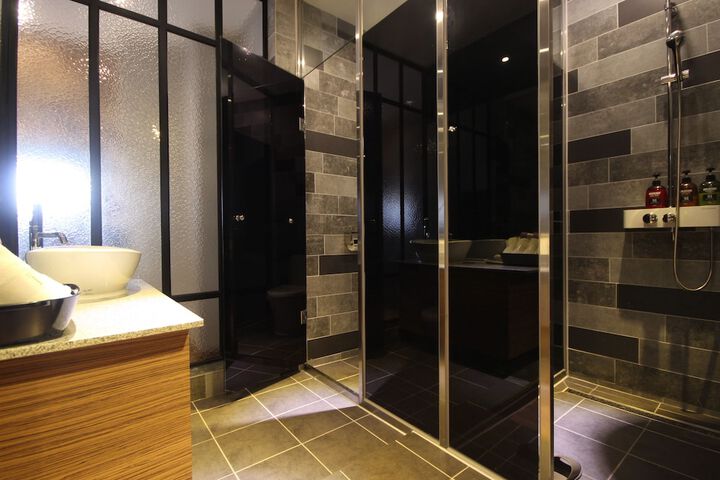 Clean Restrooms