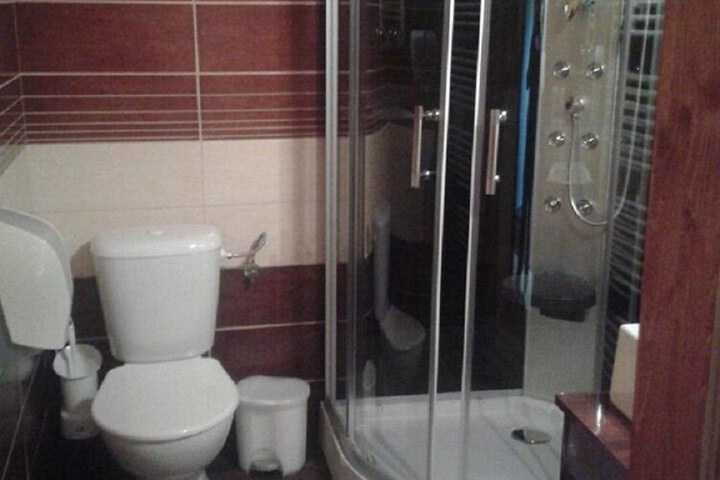 Room 15 of 35