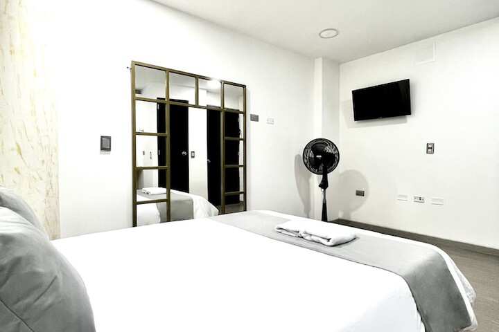Room 36 of 87