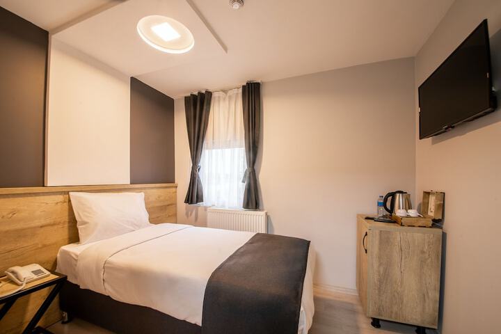 Room 20 of 54